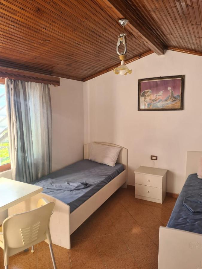 Guest House Ilir Berat Eksteriør billede